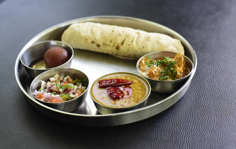 Indian vegetarian Restaurants near Bur Dubai